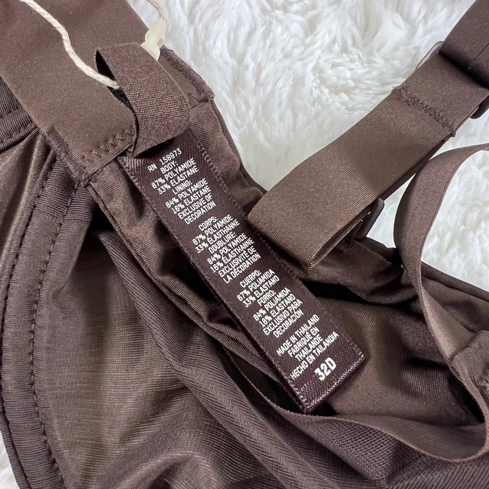 SKIMS Women's No Show Molded Unlined Demi Bra Espresso Size 32D‎ NWT - Picture 5 of 8